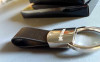 33197p Brelok czarny srebrny