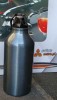 10000203f Butelka kolor 400ml z karabińczykiem