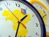501-zegar Zegar ścienny z indywidualna tarczą w kolorowej obudowie
